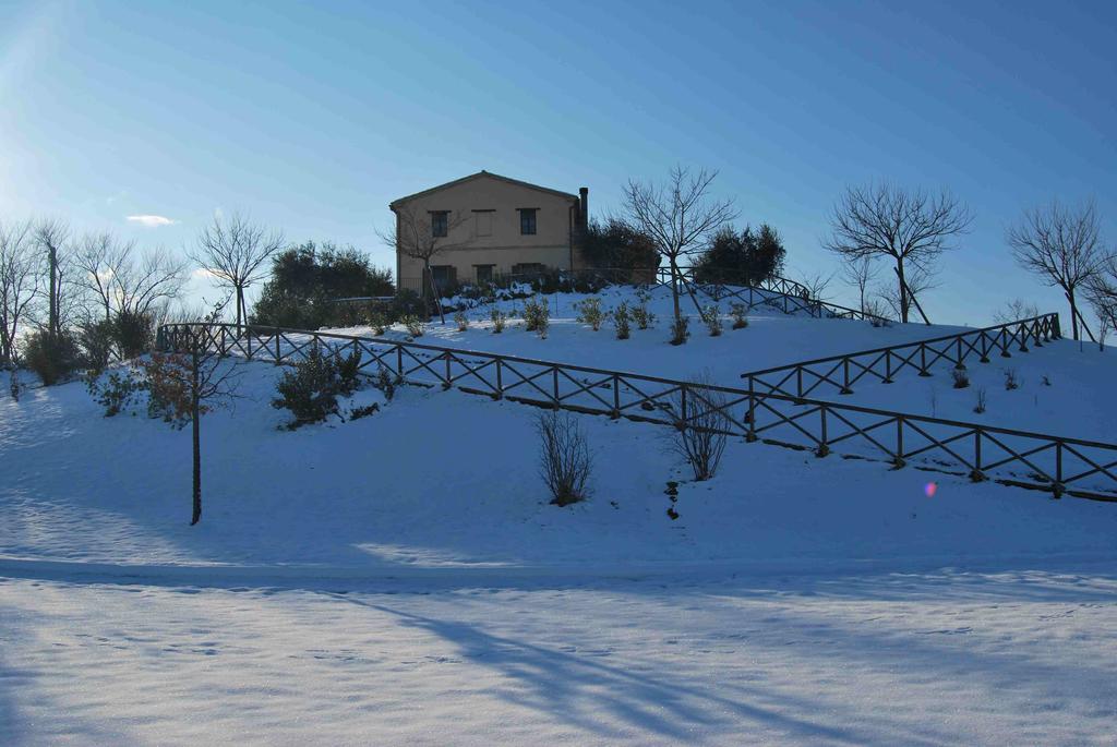 Cadabo Villa Montecarotto ภายนอก รูปภาพ